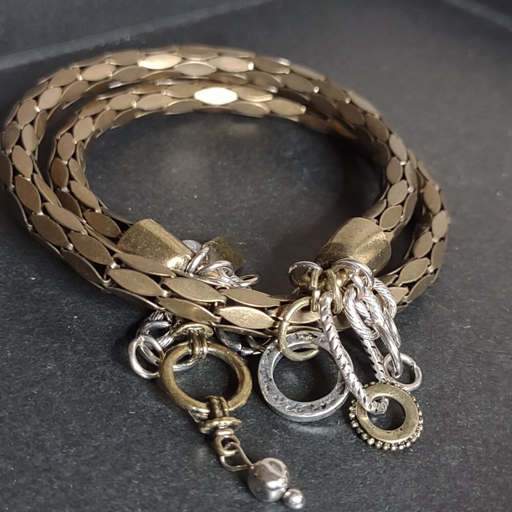 Vintage Gold Tone Expandable Treska Bracelet